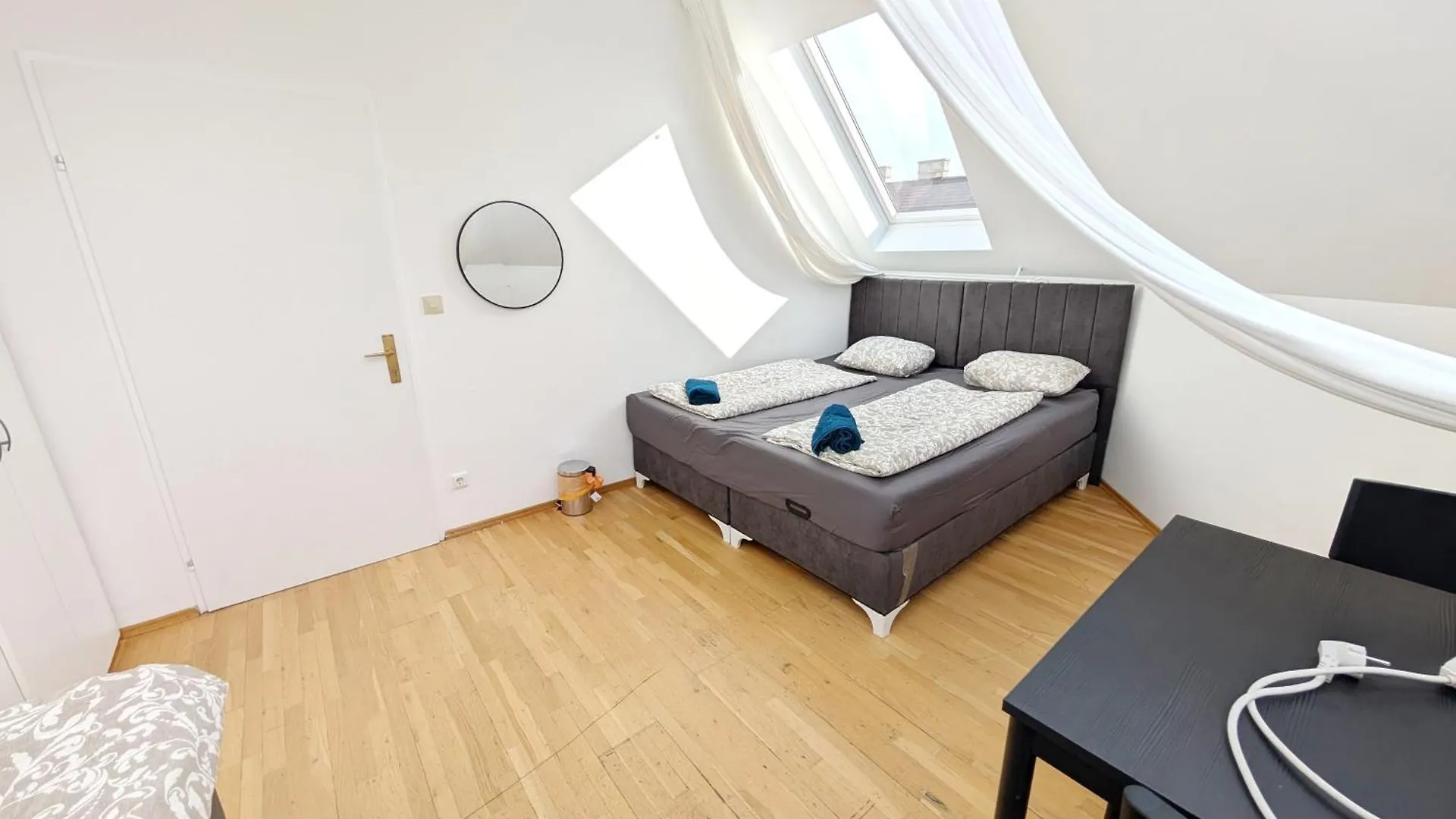 Charming Stay At Maerzstrasse Rooms Close To Vienna Attractions Mz49 0*,  Oostenrijk